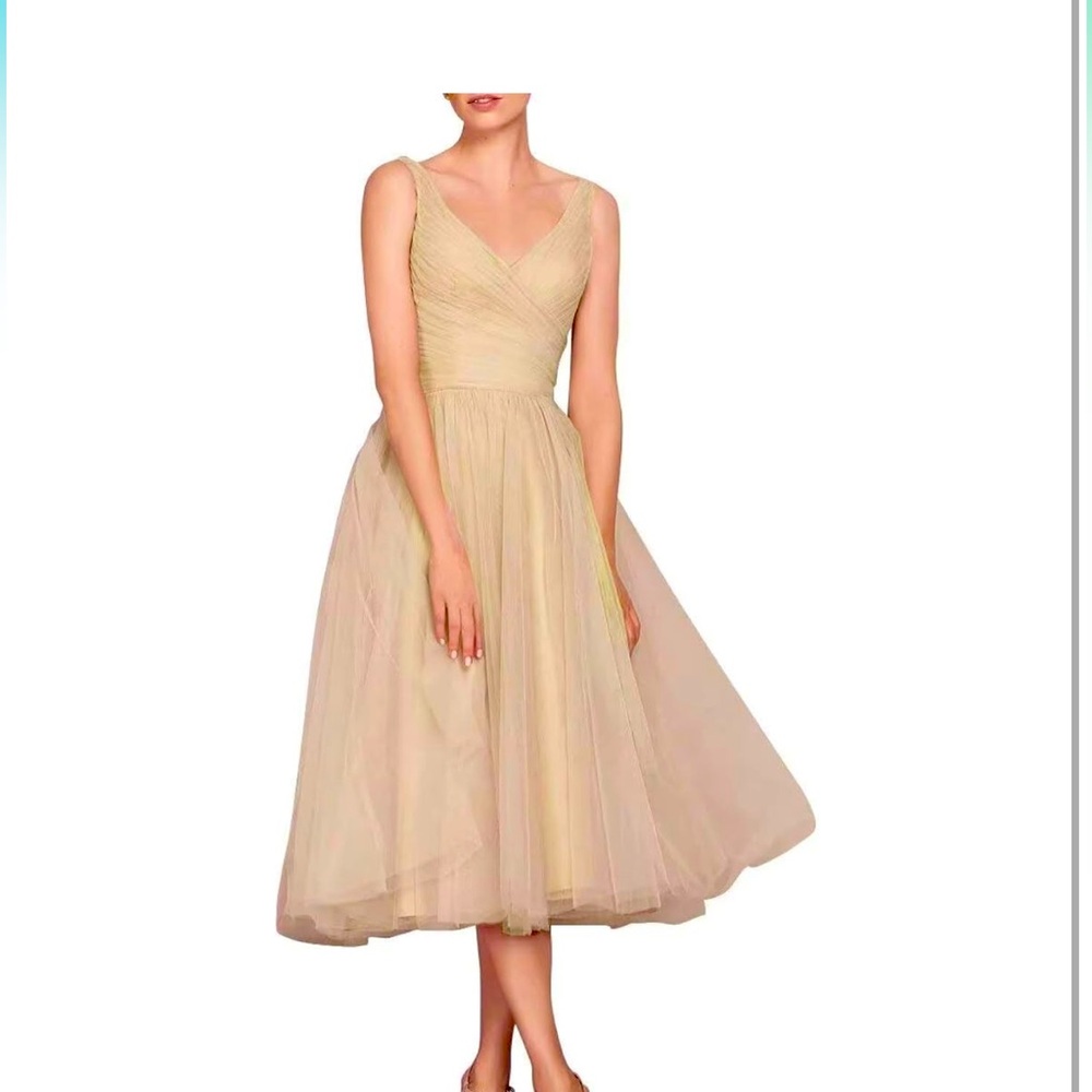 Elegant Cream Sleeveless Dress Size Medium NWT
